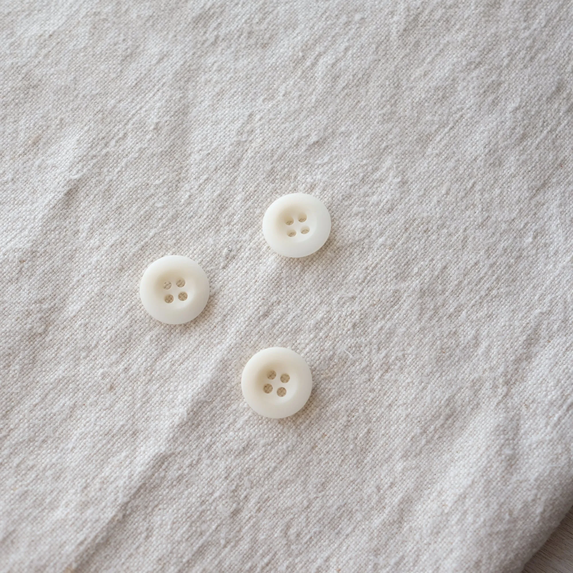 Naturally Dyed Buttons